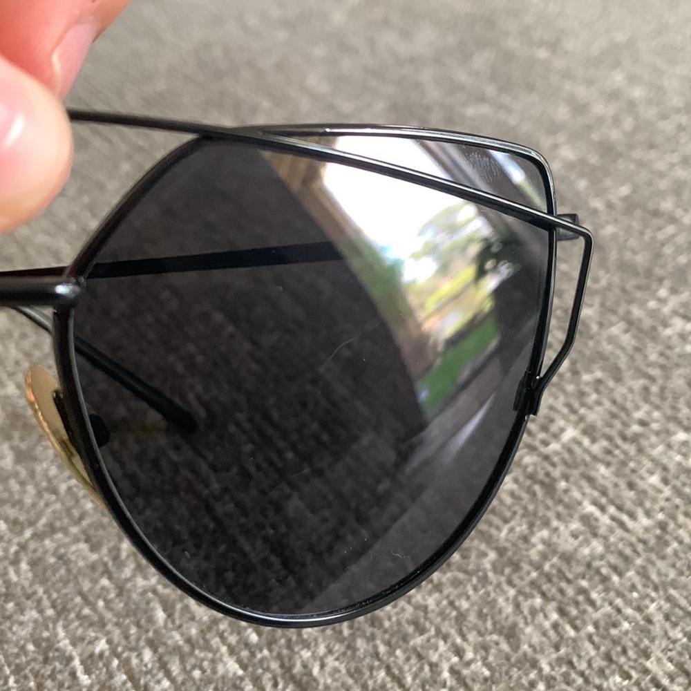 Sunglasses - Picture 5 of 5